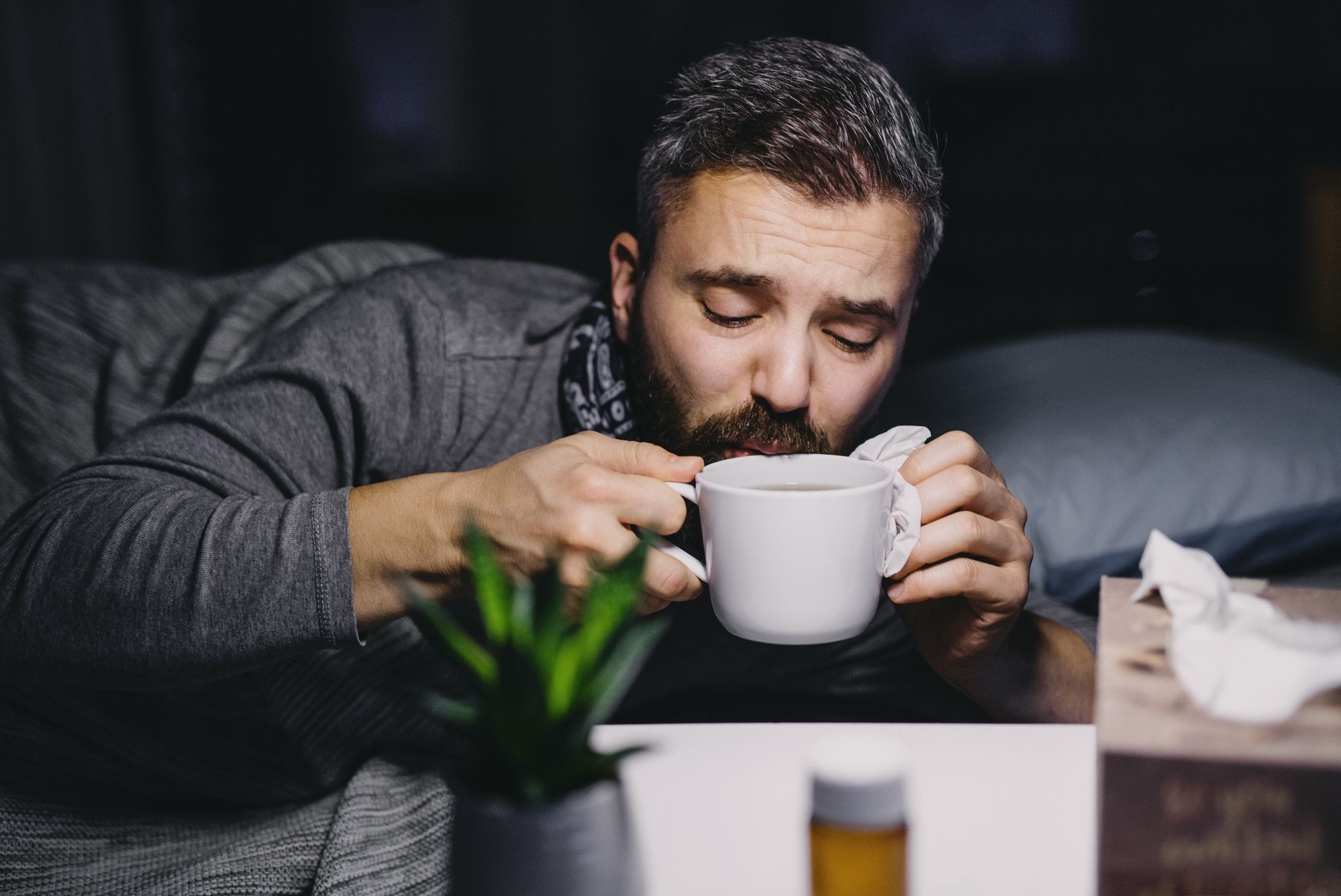 خطرات خوردن قهوه در شب