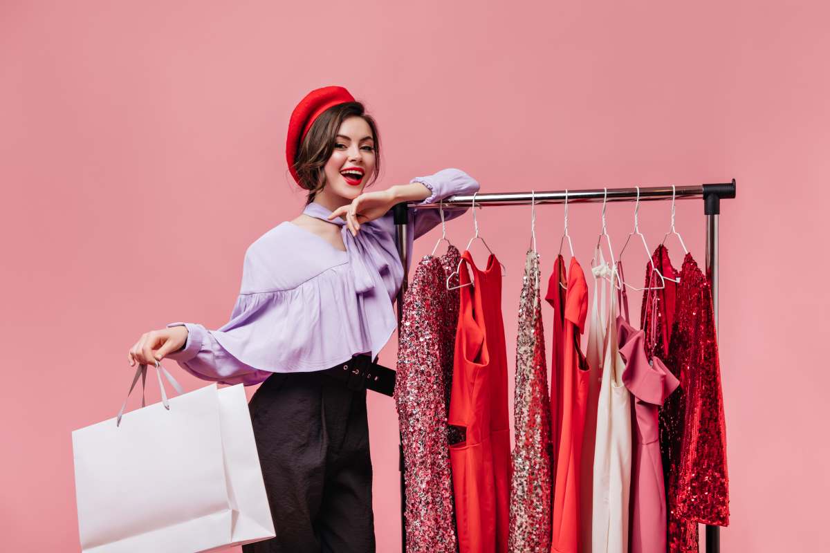 چگونه رنگ لباس ها را ست کنیم؟